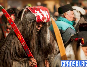 Езически обичаи в България