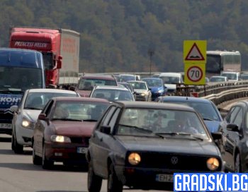 Увеличение на данъка за старите коли в София