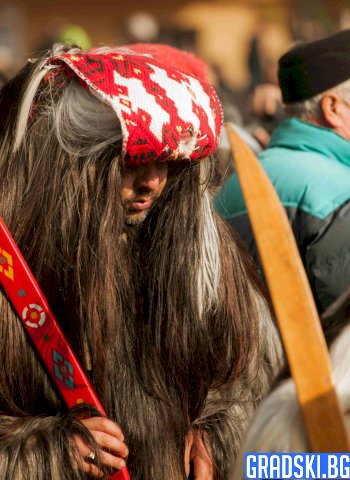 Езически обичаи в България