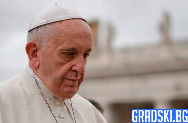 Папа Франциск с божествено дарение