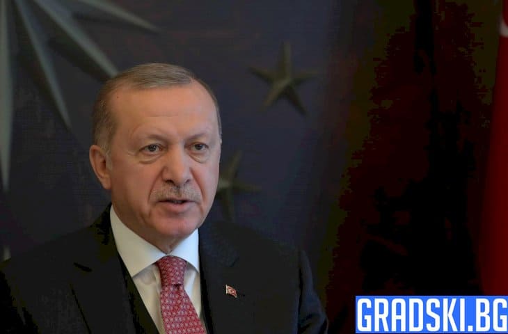 Турският президент с масивно дарение